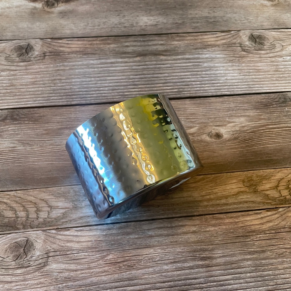 New ✨Williams Sonoma ~ Hammered Wine Coaster